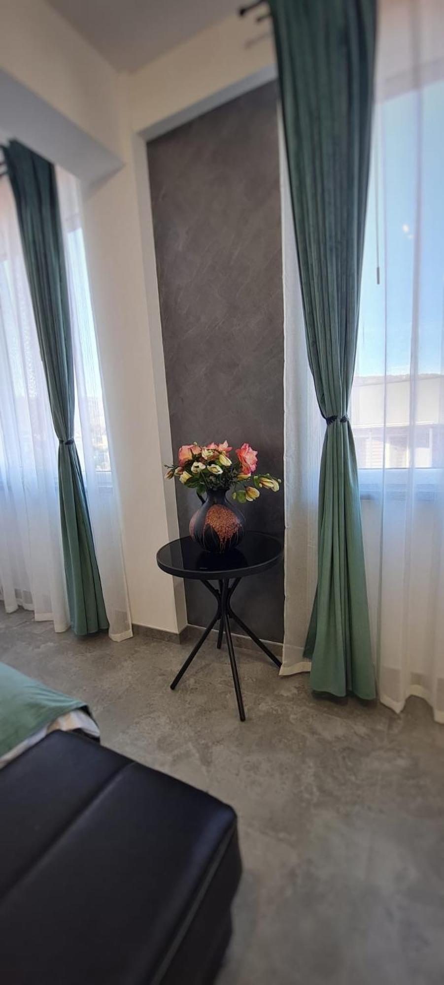 Urban Studio Heltau Cisnădie Esterno foto